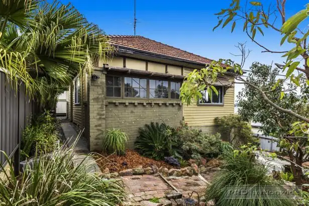 Main view of Homely house listing, 4 Wansbeck Valley Road, Cardiff NSW 2285