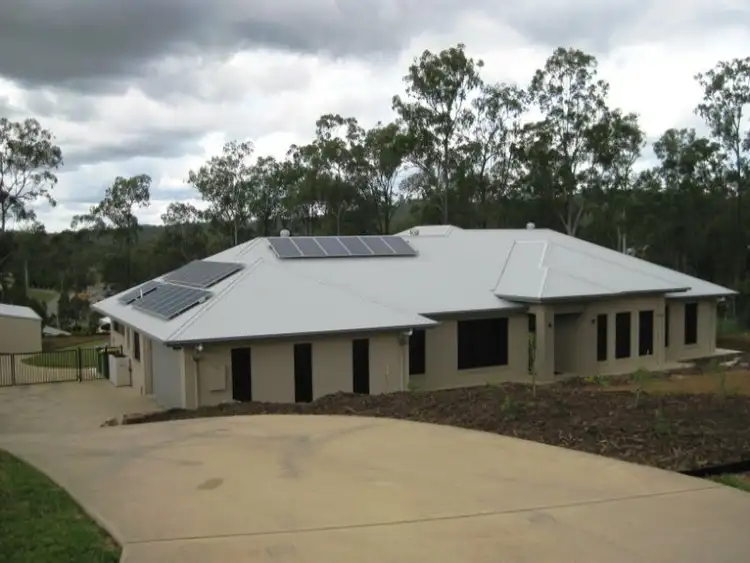 100 Winland Drive, Deebing Heights QLD 4306