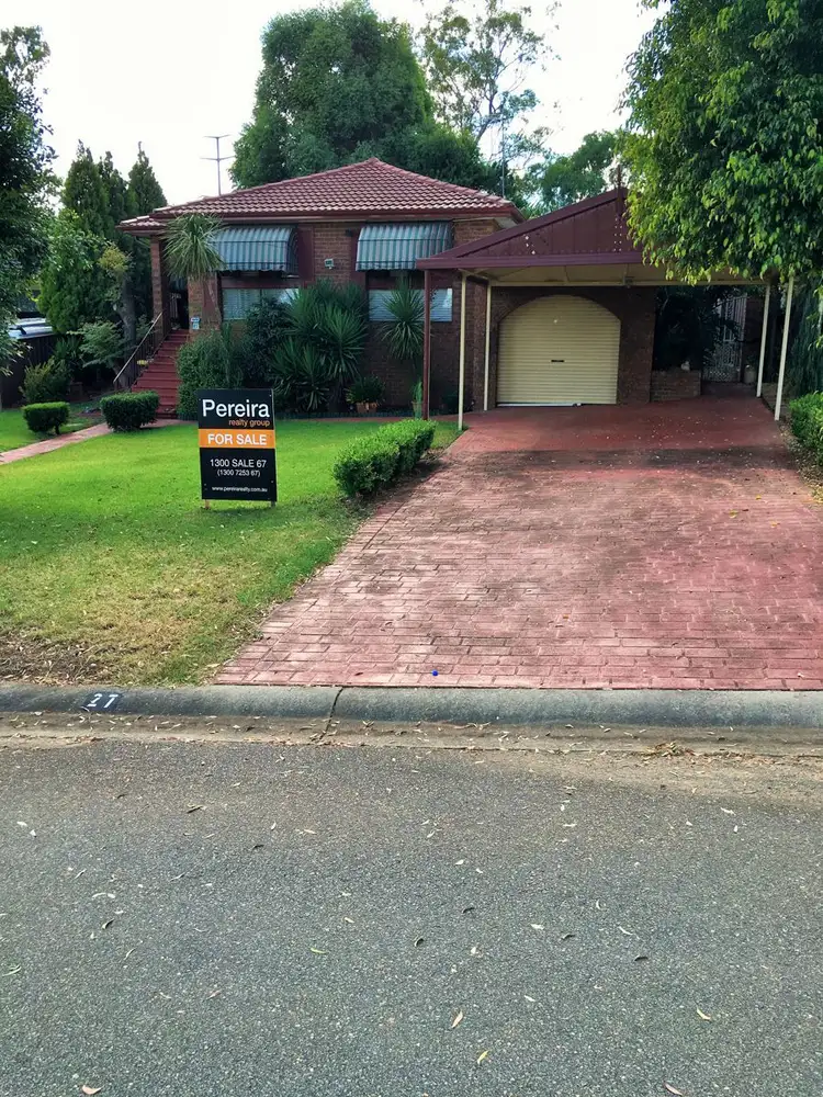 27 Dunkeld Place, St Andrews NSW 2566