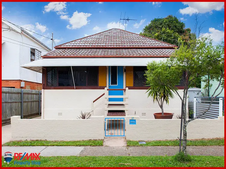 37 Second Avenue, Sandgate QLD 4017