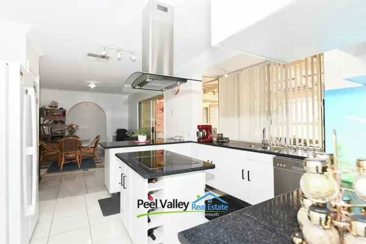 Fifth view of Homely house listing, 8 Brolga Way, Tamworth NSW 2340