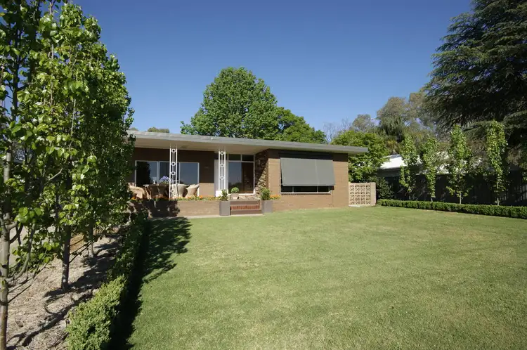 380 Victoria St, Deniliquin NSW 2710