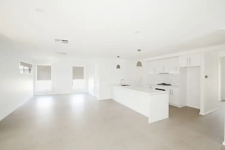 Third view of Homely house listing, 3/1 Craft Street, Lake Albert NSW 2650