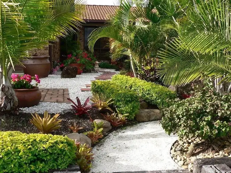 Second view of Homely semi-detached listing, 1/6 Robin Joy Close, Labrador QLD 4215