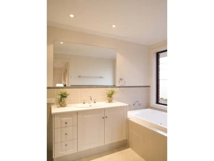 Fifth view of Homely house listing, 6 Parkview Drv, Murray Bridge SA 5253