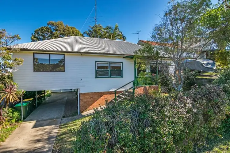 5 Jonathan Street, Warners Bay NSW 2282