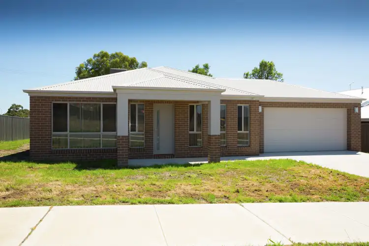 72 Wellington Drive, Thurgoona NSW 2640