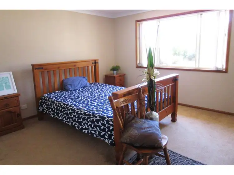 Fifth view of Homely house listing, 10 Manooka Crescent, Highfields QLD 4352