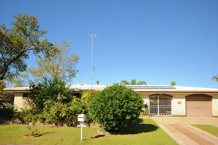 2 Moorshead Avenue, Golden Beach QLD 4551