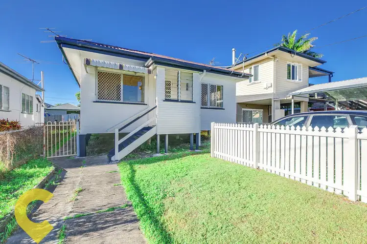 34 King Street, Woody Point QLD 4019