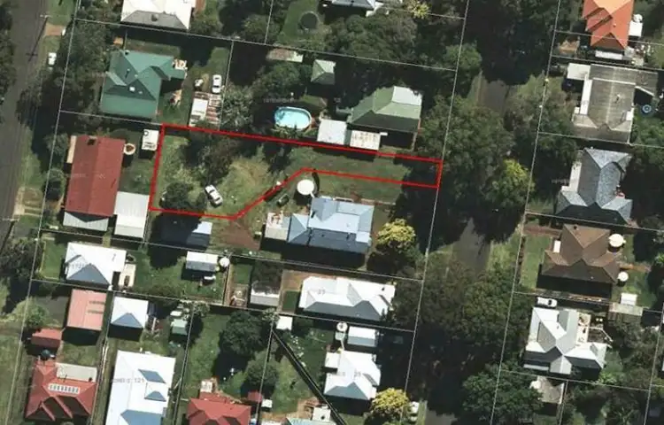 15a Doncaster Street, Newtown QLD 4350