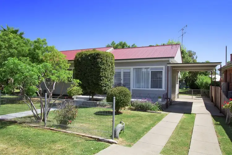 25 Heugh Street, Tamworth NSW 2340