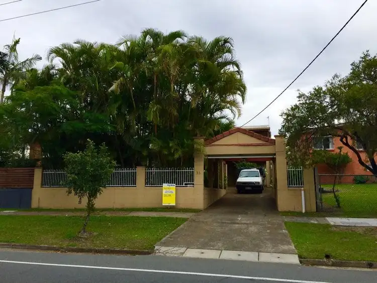 23 Government Road, Labrador QLD 4215