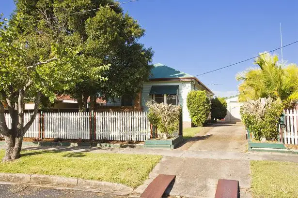 35 Stapleton Street, Wallsend NSW 2287