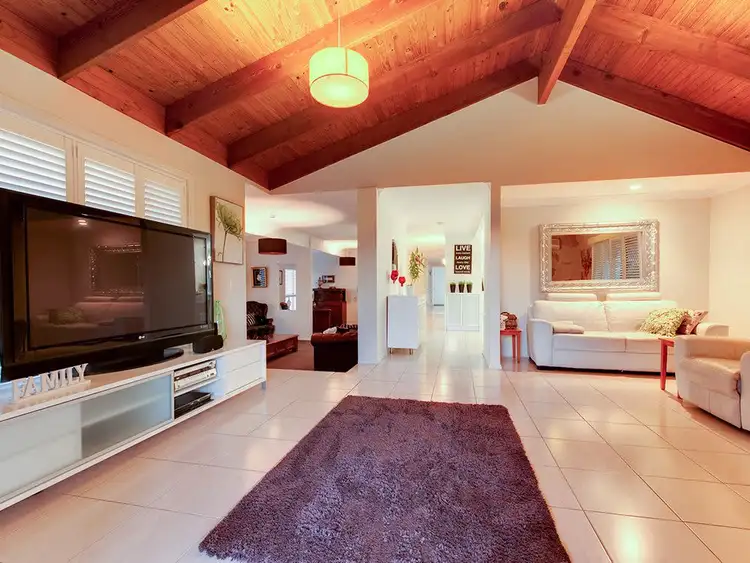 Second view of Homely house listing, 9 Satch Court, Eight Mile Plains QLD 4113