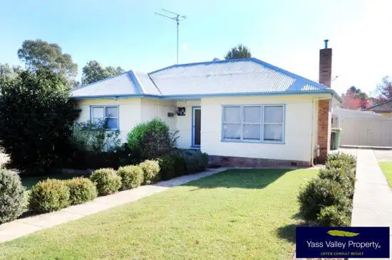 3 Petit Street, Yass NSW 2582