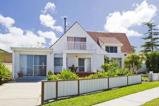 51 Medcalf Street - OLD, Warners Bay NSW 2282