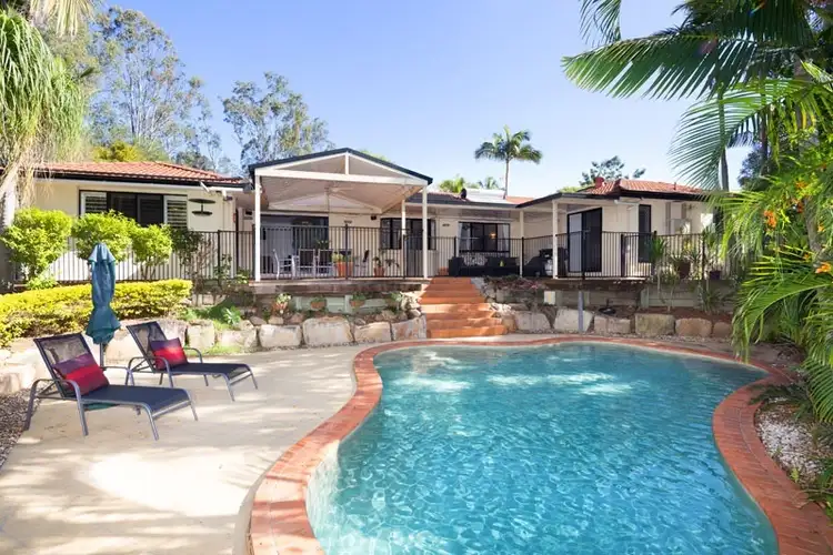 26 Oldfield Place, Brookfield QLD 4069