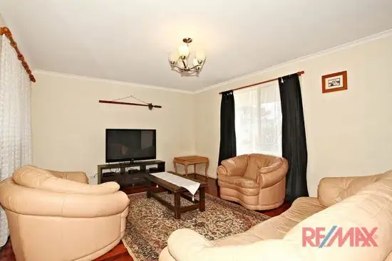 Second view of Homely house listing, 11 Linmac Court, Hampton Park VIC 3976