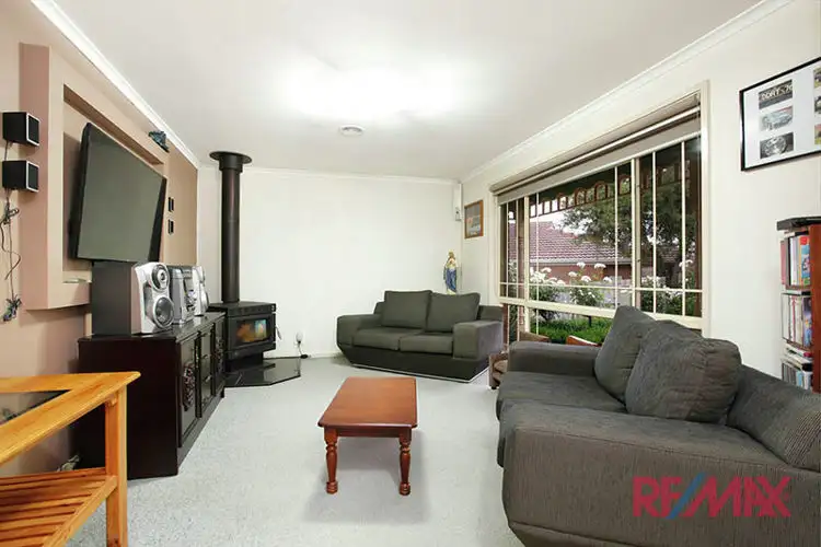 Fifth view of Homely house listing, 4 Dowd Court, Pakenham VIC 3810
