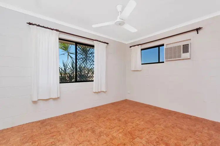 Fifth view of Homely house listing, 13 Marian Close, Smithfield QLD 4878