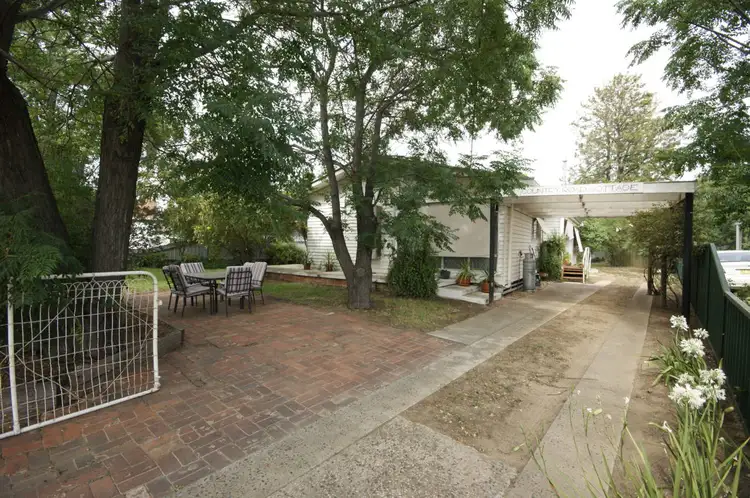 342 Albert St, Deniliquin NSW 2710