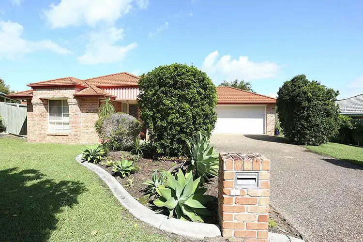 30 Smout Court, Sandstone Point QLD 4511
