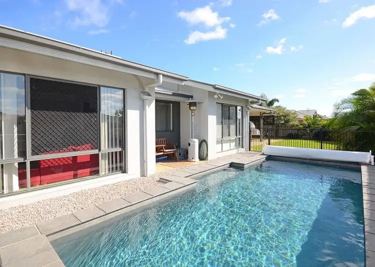 3 Kemble Way, Urraween QLD 4655