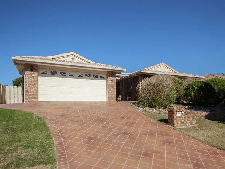 37 St Clair Crescent, Wishart QLD 4122