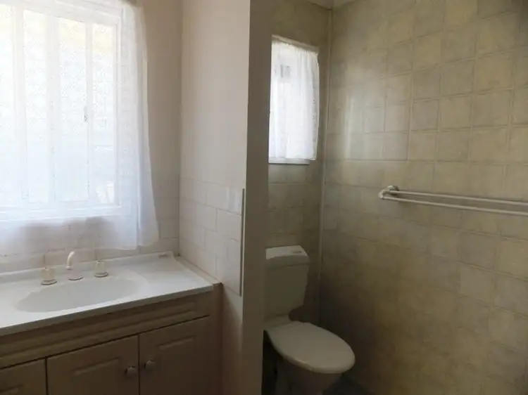 Fifth view of Homely house listing, 8 Sunnybay Dr, Birkdale QLD 4159
