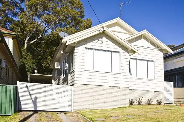 17 Murray Street, Adamstown Heights NSW 2289
