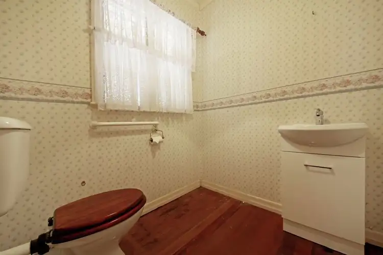Third view of Homely house listing, 27 Hillgrove Street, Upper Mount Gravatt QLD 4122