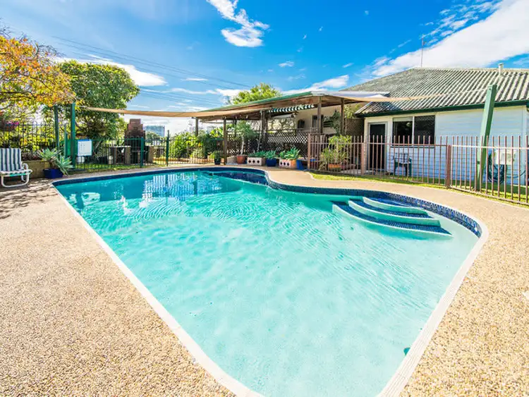Fourth view of Homely house listing, 42 Echlin Street, Labrador QLD 4215