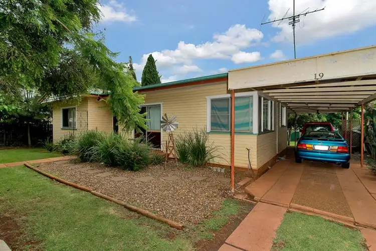 19 Dunne St, Harristown QLD 4350
