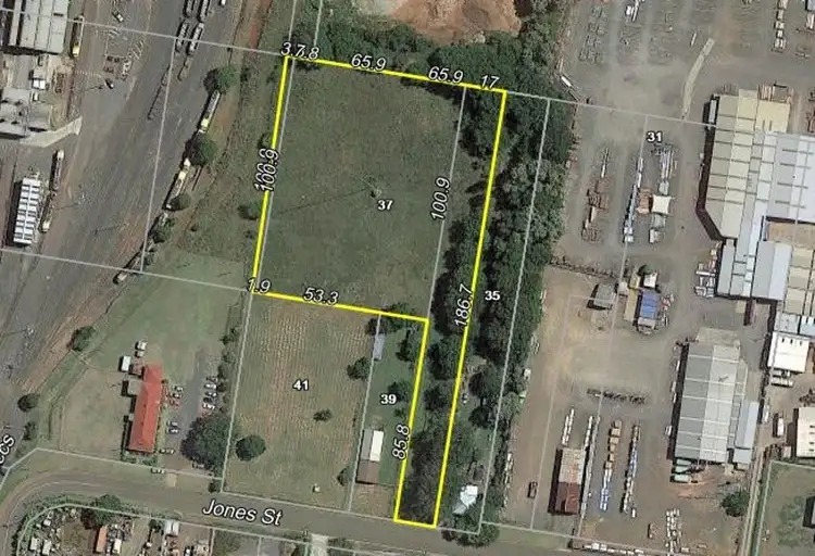 37 Jones Street, Harlaxton QLD 4350