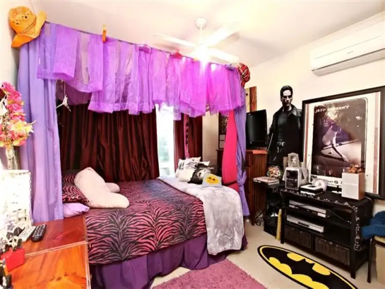 Fifth view of Homely unit listing, 4/13 Linmac Court, Hampton Park VIC 3976