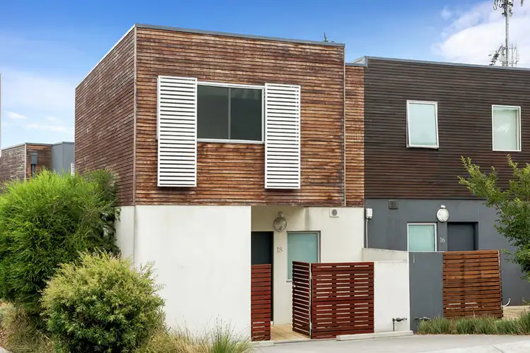 18 Waxflower Crescent, Bundoora VIC 3083