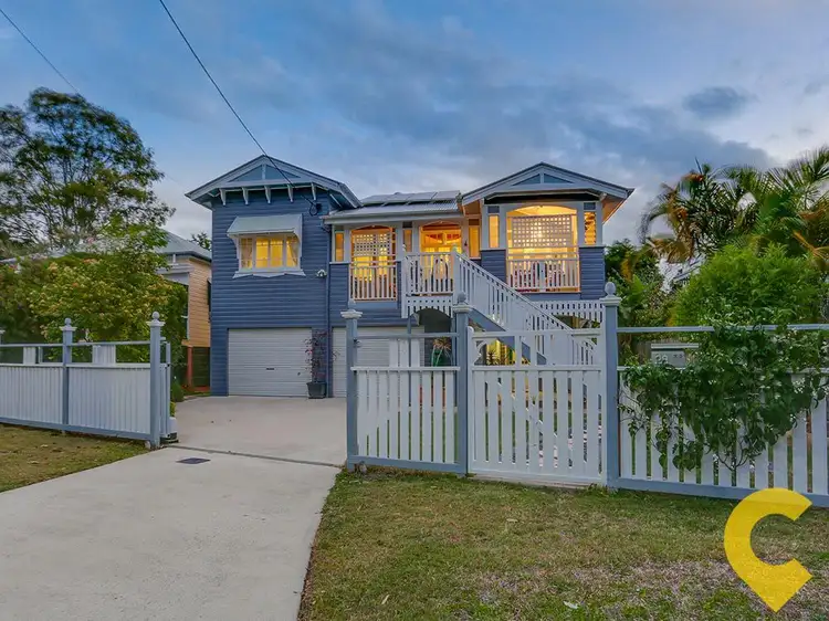 29 Gowen Street, Shorncliffe QLD 4017