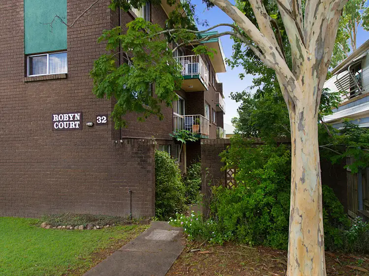 Main view of Homely unit listing, 2/32 Hood Street, Sherwood QLD 4075