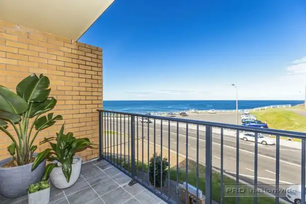 7/2 Scenic Drive, Merewether NSW 2291