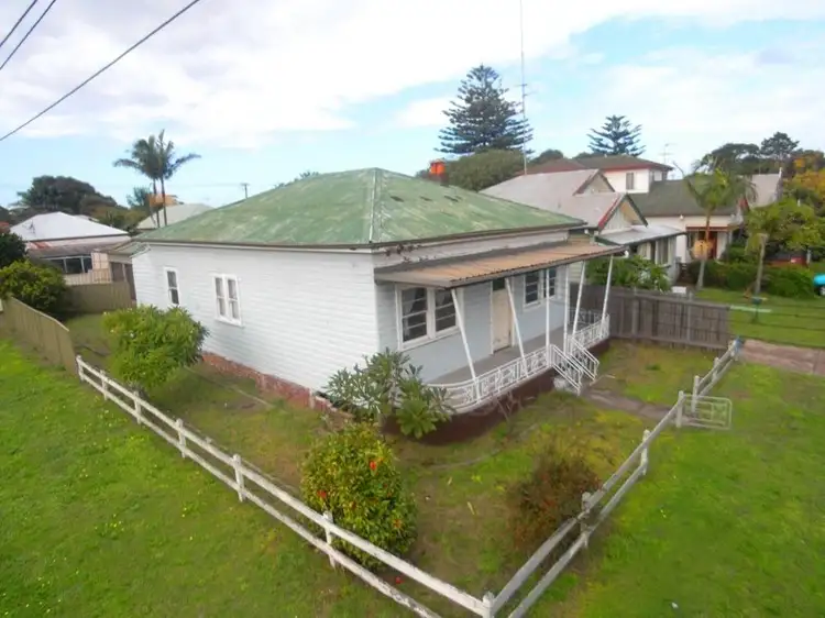 2 Murray Square, Mayfield NSW 2304