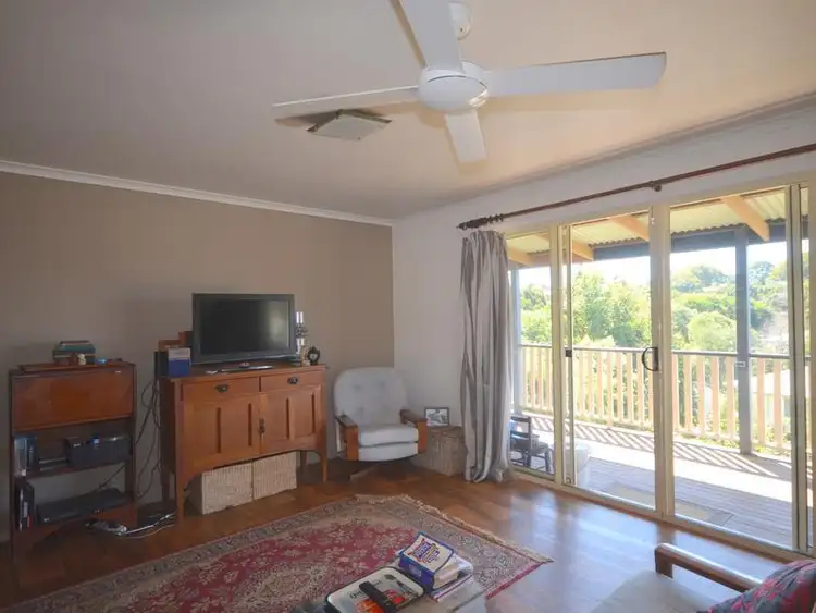 Fifth view of Homely house listing, 2 Oriole Close, Maleny QLD 4552