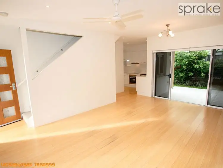 Seventh view of Homely townhouse listing, 9/541 Esplanade, Urangan QLD 4655