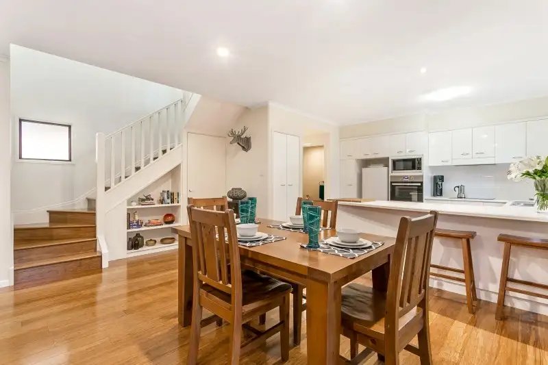 Main view of Homely townhouse listing, 2/80 Ascog Tce, Toowong QLD 4066