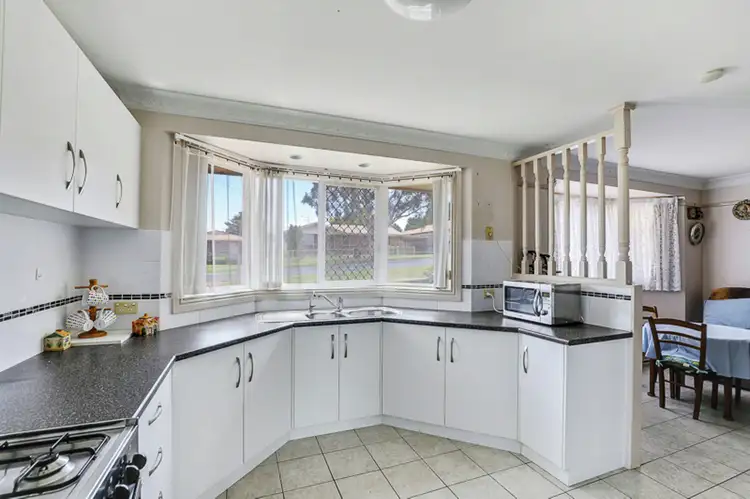 118 Hursley Road, Newtown QLD 4350