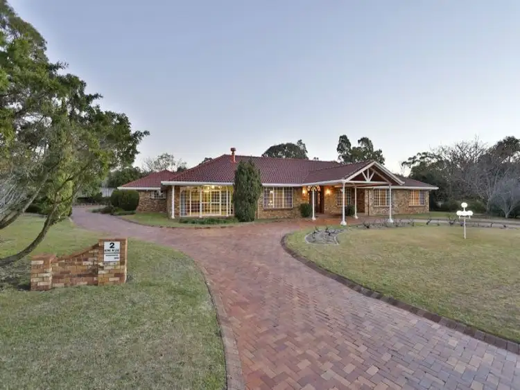 2 Dhal Street, Cotswold Hills QLD 4350