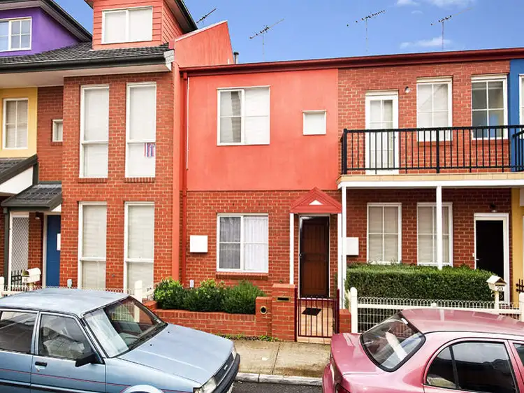 18 Brickworks Dve, Brunswick VIC 3056