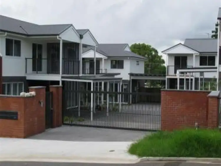 3/12-14 FOWLER STREET, Gladstone Central QLD 4680