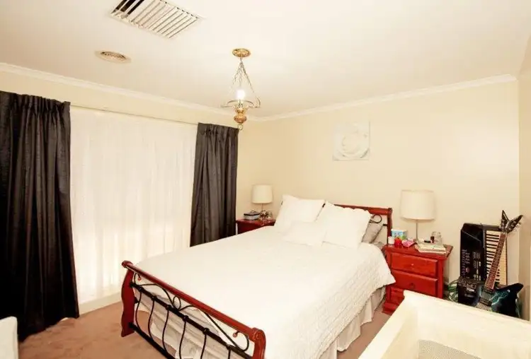 Sixth view of Homely house listing, 2 Gardenia Avenue, Lake Albert NSW 2650