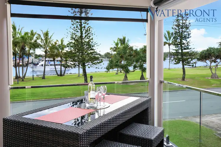 10 Harbour Parade, Buddina QLD 4575